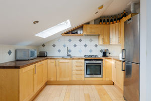 Photo 5- click for photo gallery